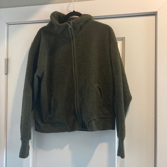 Green Fall jacket - Picture 1 of 7